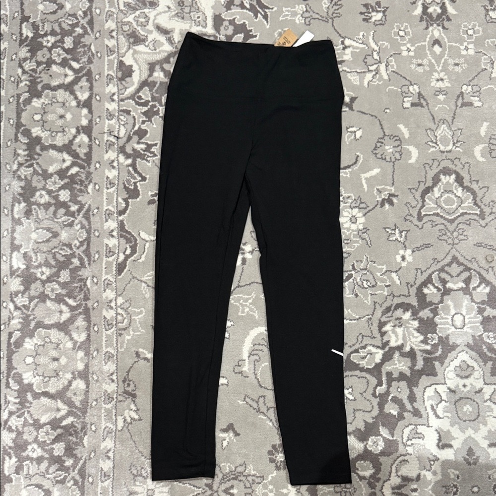 PINK Victoria's Secret Black Leggings